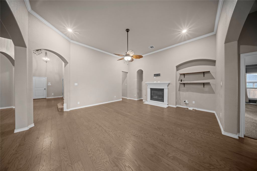 Image 7 of property listing at 1057 Shady Lane Drive, Rockwall, TX 75087