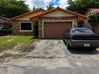 1000 SW 136th Place, Miami, FL 33184