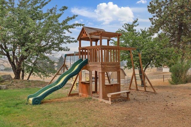 705 Winslow Rd, Colville, WA 99114