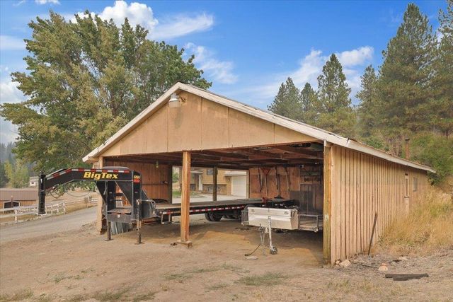 705 Winslow Rd, Colville, WA 99114