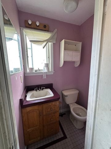 70 S Onota St, Pittsfield, MA 01201