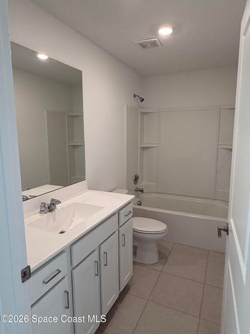 675 Dockside Drive SW, Palm Bay, FL 32908