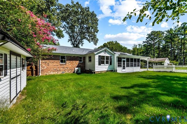 13012 Harrowgate Rd, Chesterfield, VA 23831