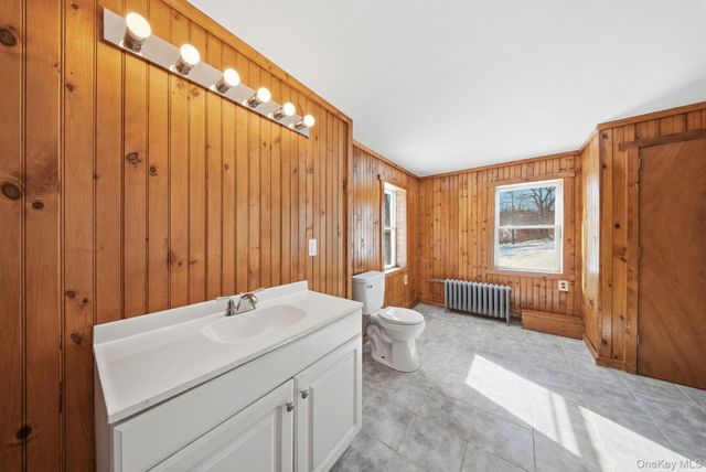 86 Carpenter Road, New Hampton, NY 10958