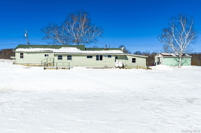 86 Carpenter Road, New Hampton, NY 10958