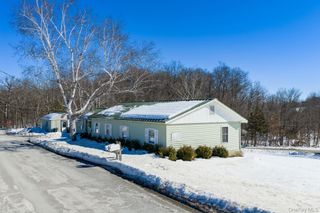 86 Carpenter Road, New Hampton, NY 10958