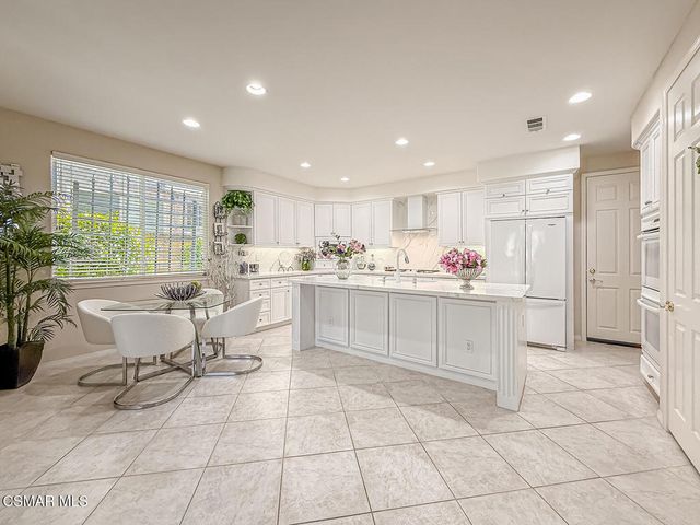 4654 Nannyberry Court, Moorpark, CA 93021