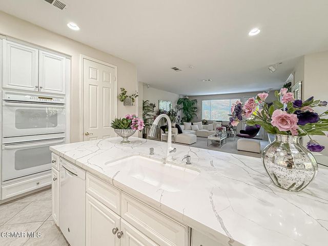 4654 Nannyberry Court, Moorpark, CA 93021