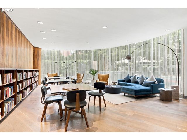 1500 Sw 5TH Ave 1601, Portland, OR 97201