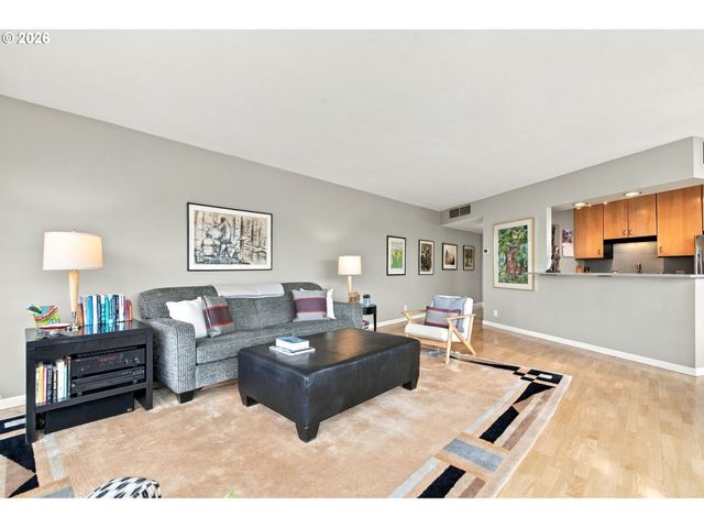 1500 Sw 5TH Ave 1601, Portland, OR 97201