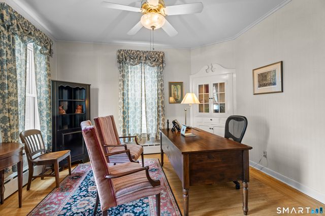 32 East Main Street, Stonington, CT 06355