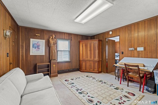 32 East Main Street, Stonington, CT 06355