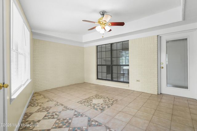 130 Western Hills Drive, Jackson, MS 39212