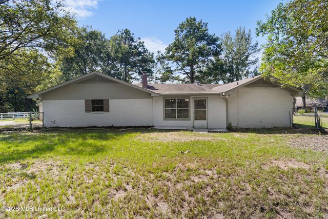 130 Western Hills Drive, Jackson, MS 39212