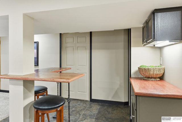 2044 E 2nd Street, Fremont, NE 68025