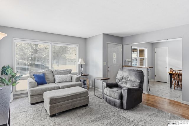 2044 E 2nd Street, Fremont, NE 68025