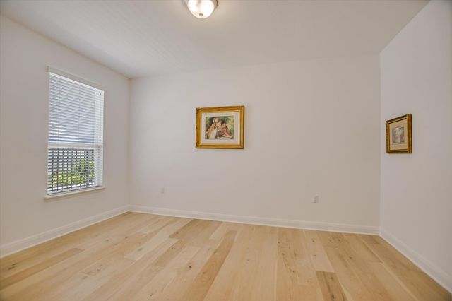 906 Holiday Creek LN, Georgetown, TX 78633