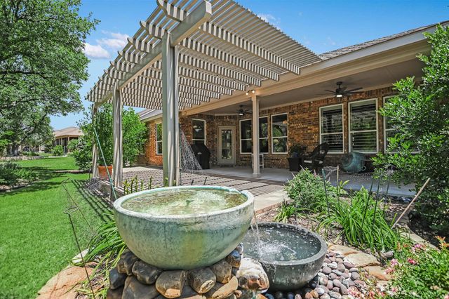 906 Holiday Creek LN, Georgetown, TX 78633