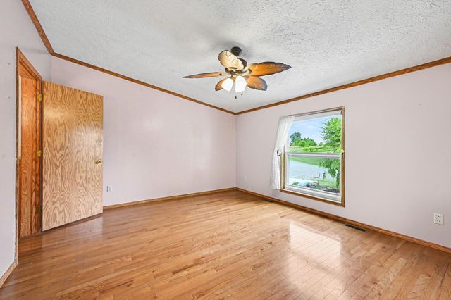 13191 Harder Road, Three Rivers, MI 49093