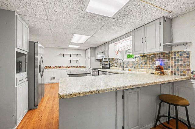 13191 Harder Road, Three Rivers, MI 49093