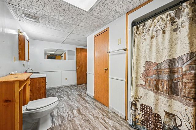 13191 Harder Road, Three Rivers, MI 49093