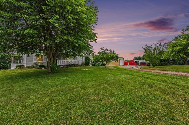 13191 Harder Road, Three Rivers, MI 49093