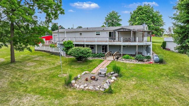 13191 Harder Road, Three Rivers, MI 49093