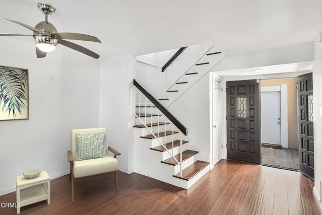 2010 Kingsbridge Way, Oxnard, CA 93035