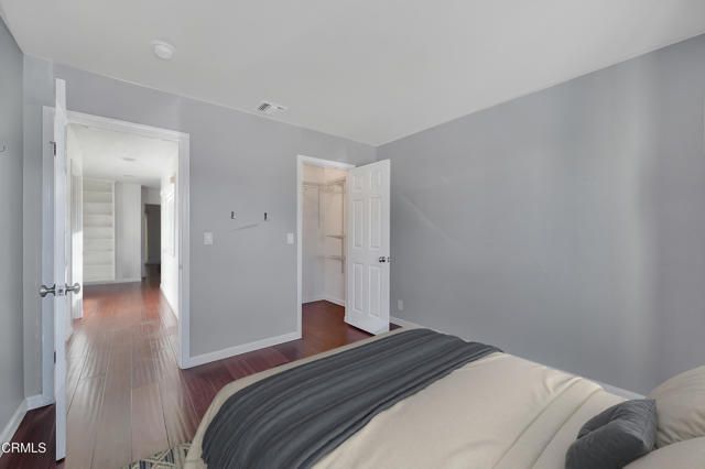 2010 Kingsbridge Way, Oxnard, CA 93035