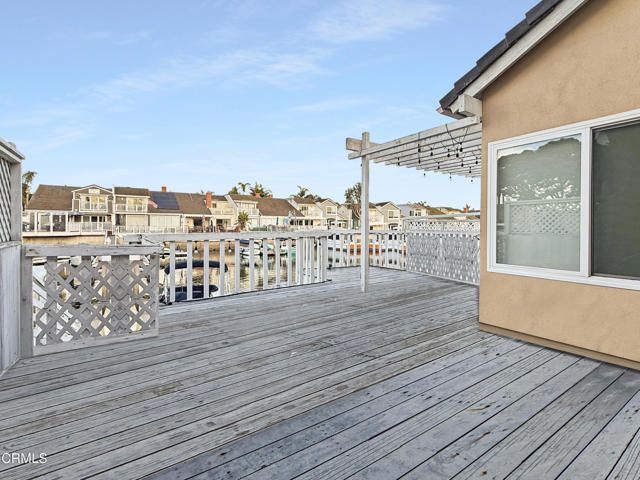 2010 Kingsbridge Way, Oxnard, CA 93035