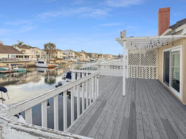 2010 Kingsbridge Way, Oxnard, CA 93035