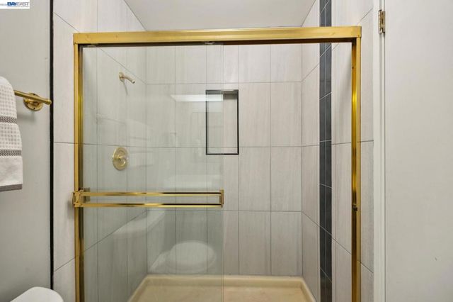 3362 Tonga Ln, Alameda, CA 94502