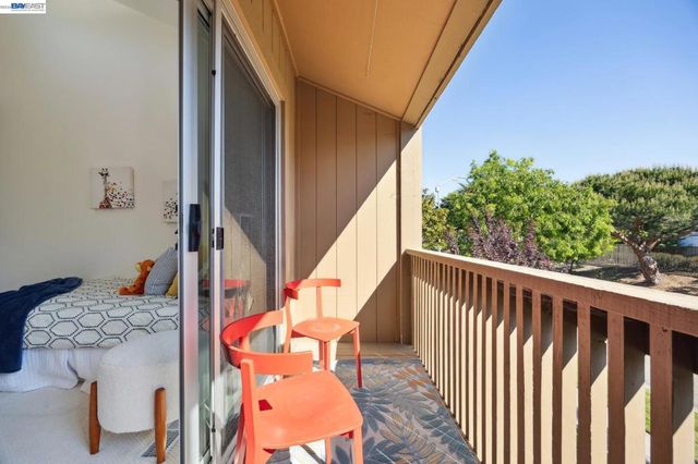 3362 Tonga Ln, Alameda, CA 94502