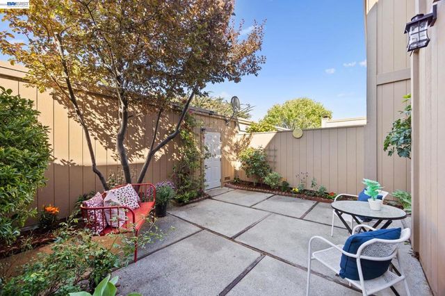 3362 Tonga Ln, Alameda, CA 94502