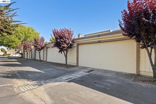 3362 Tonga Ln, Alameda, CA 94502