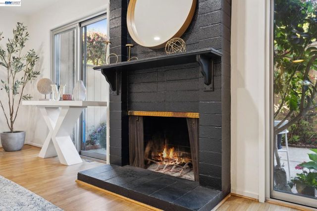 3362 Tonga Ln, Alameda, CA 94502