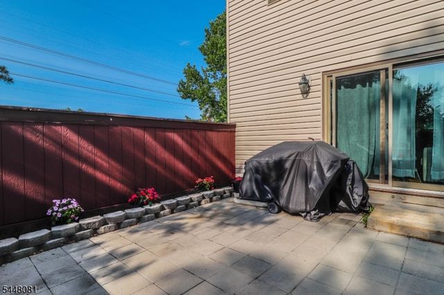 496 Brookside Ln, Hillsborough Twp., NJ 08844