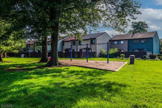 496 Brookside Ln, Hillsborough Twp., NJ 08844