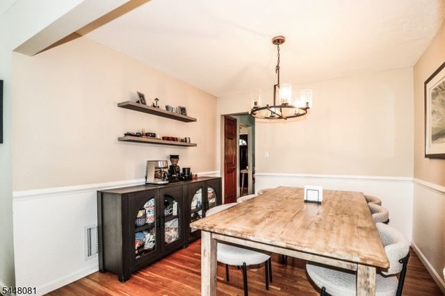 496 Brookside Ln, Hillsborough Twp., NJ 08844