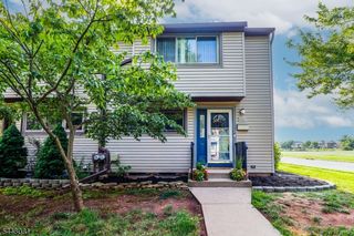 496 Brookside Ln, Hillsborough Twp., NJ 08844