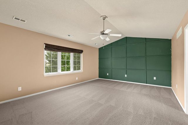 226 S 82nd Street, West Des Moines, IA 50266