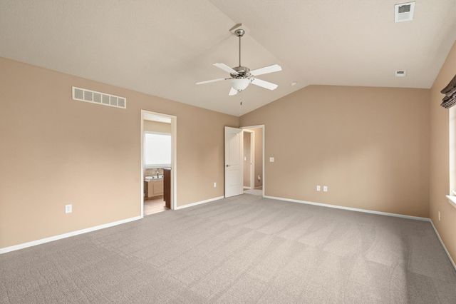 226 S 82nd Street, West Des Moines, IA 50266