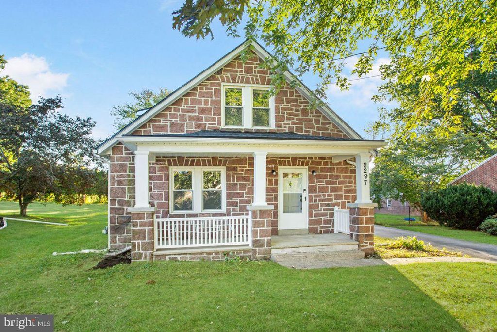 2297 N SHERMAN ST, York, PA 17406