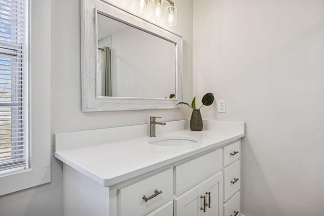 406 Taylor Street, Athens, TN 37303