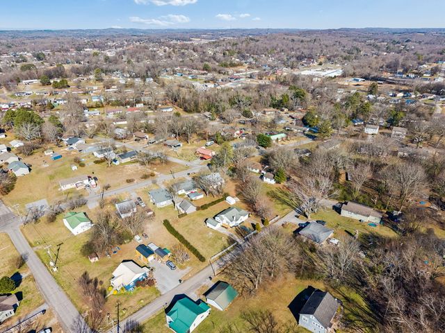 406 Taylor Street, Athens, TN 37303