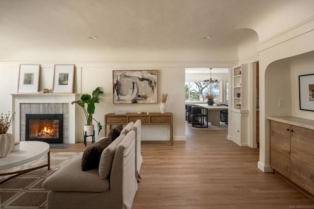 4254 Ampudia, San Diego, CA 92103