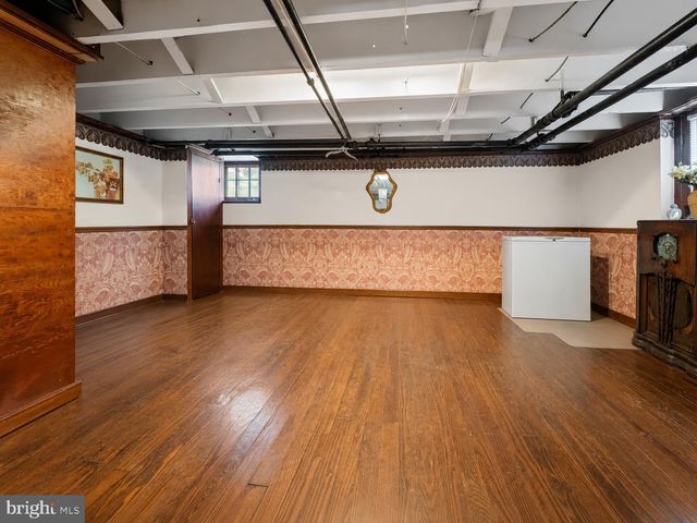 627 MOUNT HOLLY ST, Baltimore, MD 21229