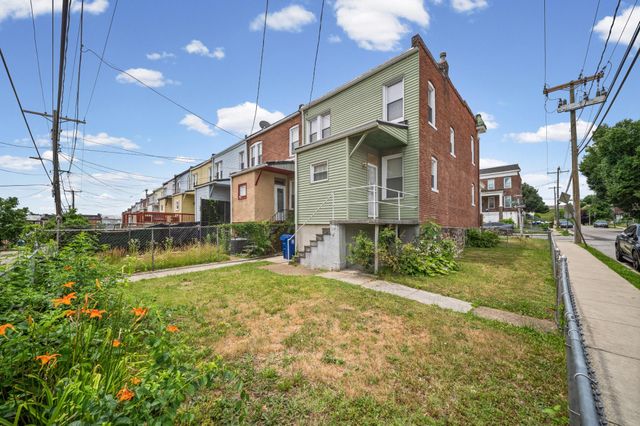 627 MOUNT HOLLY ST, Baltimore, MD 21229