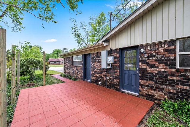 1716 E Rolling Hills Drive, Fayetteville, AR 72703