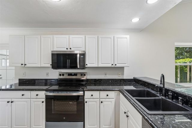 658 BONIVIEW LANE, Altamonte Springs, FL 32714